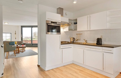 Midlaren House | Cozy House with Kitchen Near Zuidlaardermeer