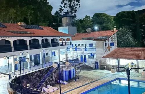 Amparo Apartment | House within the New Covenant