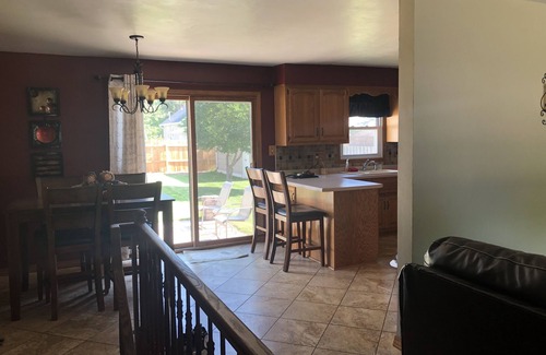 Green Bay House | Convenient House Steps from Lambeau with Breakfast Included