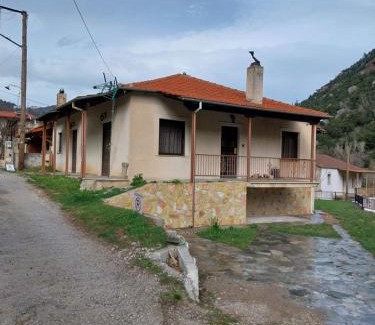 Kato Zachlorou House | Discover House Zachlorou 11 - Pet-Friendly Getaway