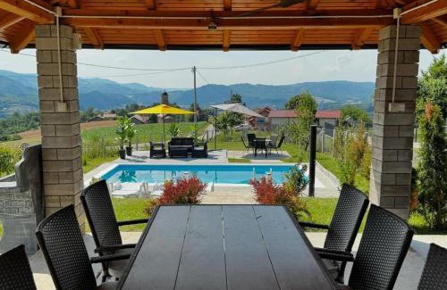 Republika Srpska House | Discover House Zoi: Oceanfront Haven with Top Ratings