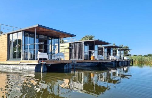 Mielno Boat Rental | Relaxing Waterfront Retreat for Families with Ocean Views