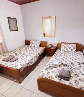 Toroni Apartment | Inviting Housebutterfly: Family-Friendly & Highly Rated Stay