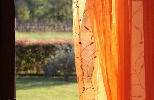 Montespertoli House | Discover Val di Pesa: Poolside Retreats with Breakfast