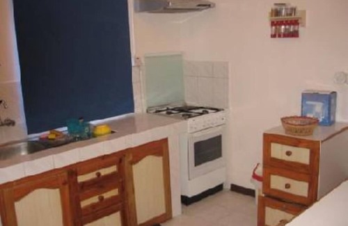 Pereybere House | Oceanfront Villa with Garden - Perfect for Families & Pets