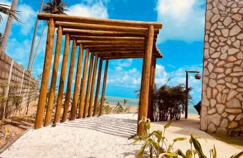 Passo de Camaragibe House | Beachfront Housi Condo in Milagres - Guest Rated 9.8