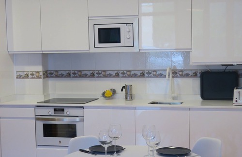 Ezcaray Apartment | Inviting Housing for Tourists with Pet-Friendly Amenities