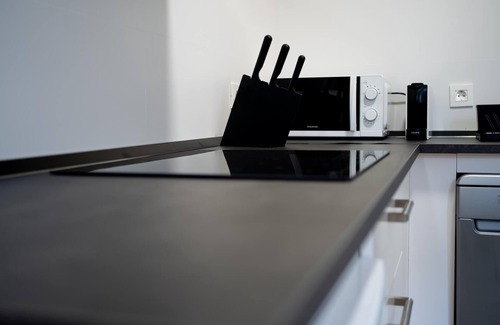 Old Town Apartment | Discover Housingleon - Azabachería 22 with Spa & Breakfast