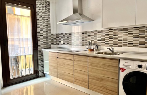 Old Town Apartment | Discover Housing León Pablo Flórez: Family-Friendly Amenities