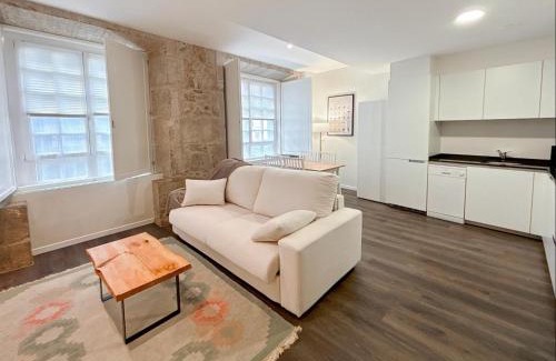 La Coruna Old Town Apartment | Family-Friendly Stay at Housingcoruña Parrote Hotel