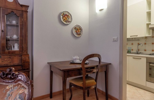 Historic Center Apartment | Family-Friendly Stay at HouSmart Cartoleria 8