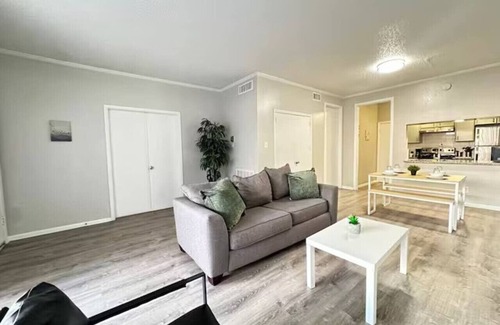 Nassau Bay Apartment | Houston Retreat Close to Nature & Urban Excitement