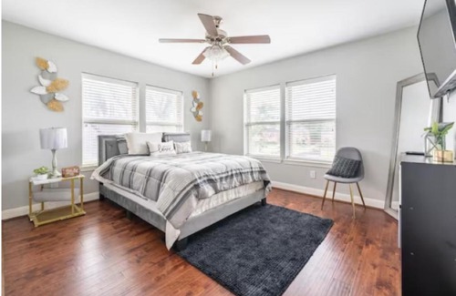 MacGregor Apartment | Pet-Friendly Retreat in Houston with Breakfast Included