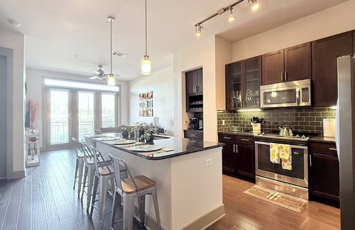 East Downtown Houston Apartment | HoustonDTW