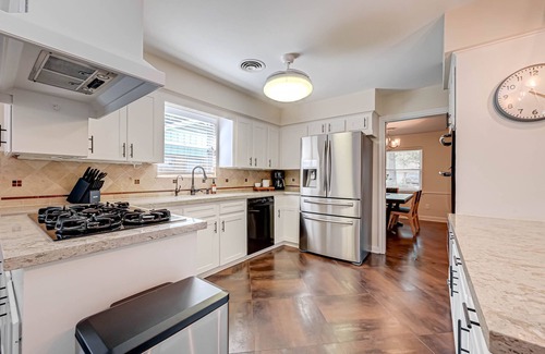 Spring Branch West Villa | Inviting Houston 4BR Retreat with Pool & Hot Tub Awaits