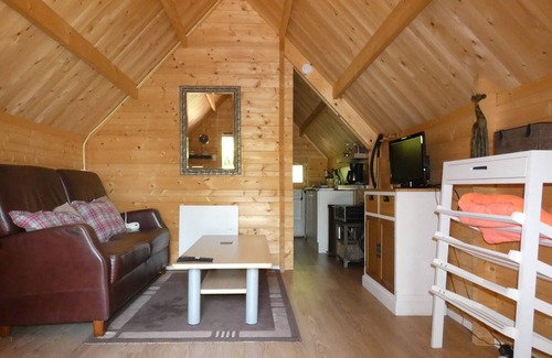 Marum Cabin | Cozy Cabin Surrounded by Nature with Breakfast Included