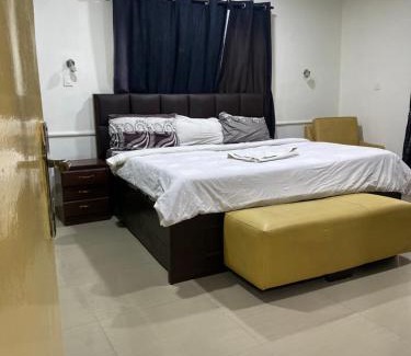 Ojodu House | Budget-Friendly Stay at Houz 36 Ikeja with Pool Access
