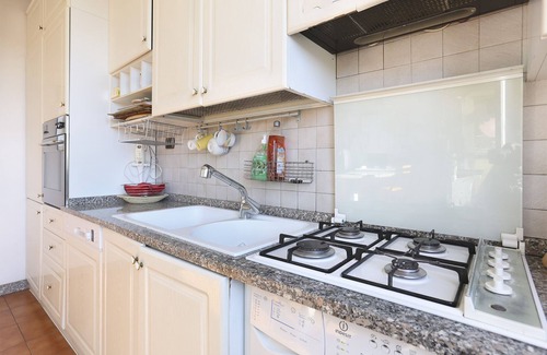 San Jacopino Apartment | Experience Florence: Spacious Rooms with WiFi & Parking