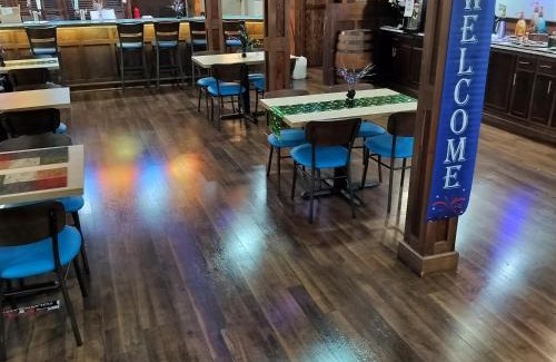 Springerville Hotel | Discover Howard Johnson by Wyndham Springerville Today