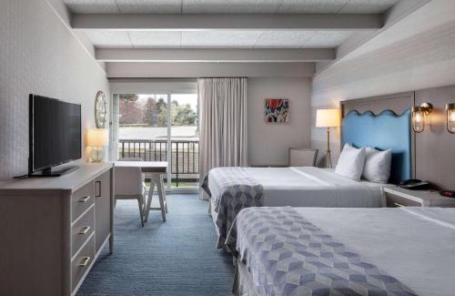 Middletown Hotel | Discover Howard Johnson Middletown: Pet-Friendly Comfort