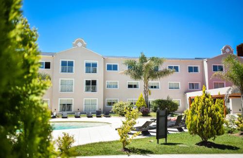 Lisandro Olmos Hotel | Experience Howard Johnson Plaza & Convention Center Spa