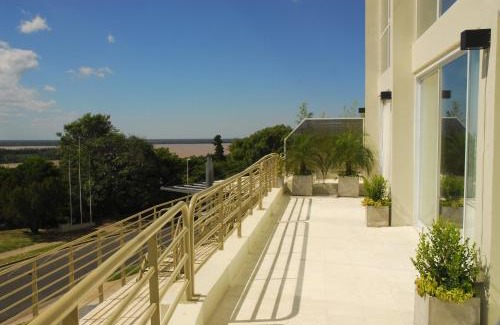 Parana Hotel | Premier Howard Johnson Plaza Resort & Casino Mayorazgo