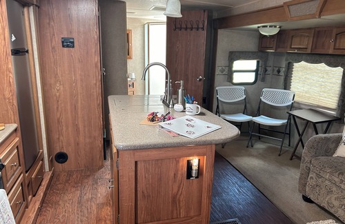 Coulter Sub Mcgee House | Pet-Friendly Howdy RV & Resort: 10min to Kyle Field