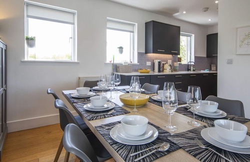 Cirencester House | Discover Howells Mere 27 at Crane Lodge - Family Friendly Haven