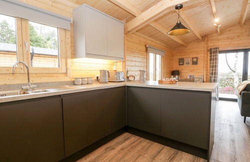 Kendal Cottage | Cozy Howgills Retreat: Pet Friendly with Open Fire