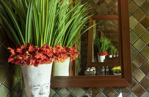 Mae Rim Hotel | Experience Howie's Homestay: 5-Star Family Retreat