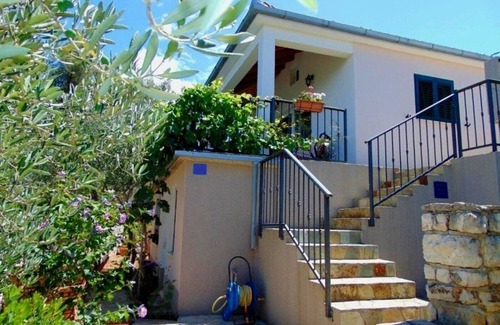 Cove Donja Krusica (Donje selo) Apartment | Beachfront Apartment Jagoda: Ocean View & Pet Friendly