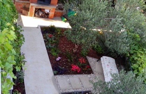 Drvenik Mali Apartment | Cozy Apartments Mira with Ocean View on Drvenik Mali