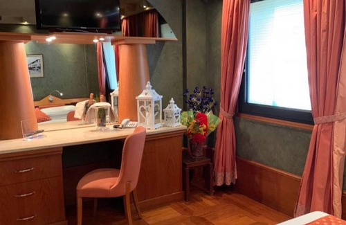 Monfalcone Hotel | HR Hotel - Guest Rated 9.2 with Spa and Restaurant Options