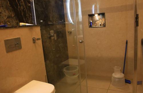 Bullawala Apartment | Hridanchal - Luxe Hill Studio