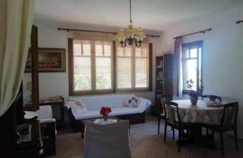 Toroni House | Discover Hristos House: Oceanfront Retreat with Great Reviews