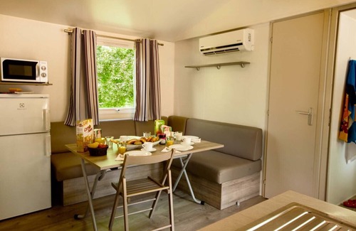 Valeggio sul Mincio RV Rental | Experience hu Altomincio Village: Pet-Friendly & Poolside Escape