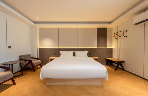 Huadu Hotel | Convenient Huahang Hotel Near Guangzhou Airport with Shuttle