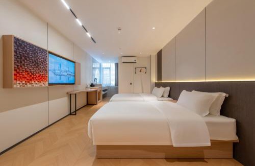 Huadu Hotel | Convenient Huahang Hotel Near Guangzhou Airport with Shuttle