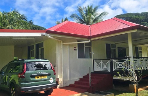 Huahine Ski Chalet | Indulge in Relaxation at HUAHINE - Fare Teakavehere