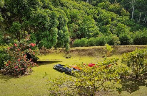 Huahine House | Discover Family-Friendly Comfort at Tipanier House, Huahine
