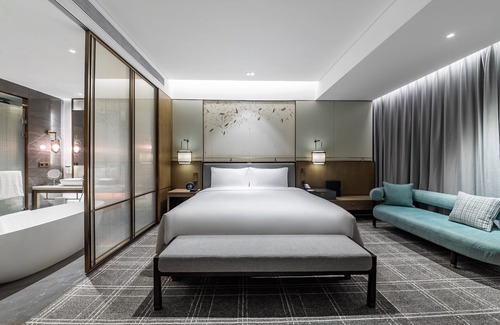 Baqiao Hotel | Premier Hualuxe Xi'an Chanba: Top-Rated 4-Star Escape