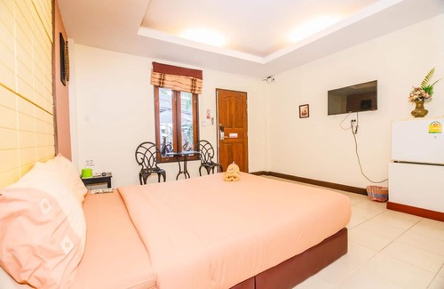 Pa Sak Hotel | Budget-Friendly Huandalha Resort Lumphun with Breakfast