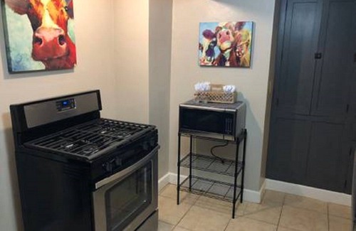 Amarillo House | Historic Hubbell Duplex "Side A" with Spa & Pet-Friendly Stay