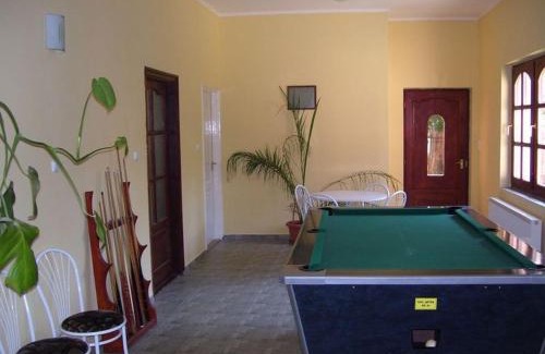 Parad House | Hubertus Vendégház: Guest Rated 9.5 with Pool & Pet Friendly
