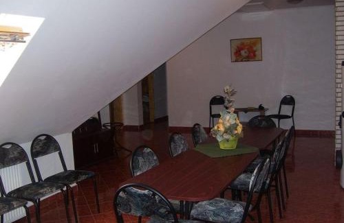 Parad House | Hubertus Vendégház: Guest Rated 9.5 with Pool & Pet Friendly
