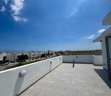 Livadia Villa | Discover Seaview Villa Oriana: Family-Friendly Retreat in Larnaca