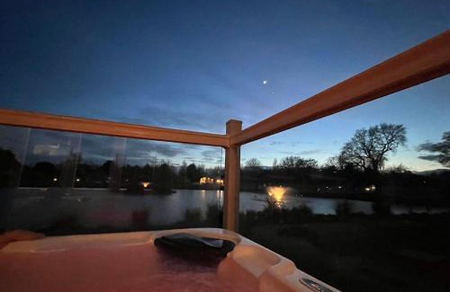 Allerthorpe House | Experience Huckleberry Lodge with Hot Tub & Pet-Friendly Access