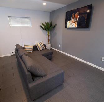 West New York House | Hudson Haven-Near NYC Transit