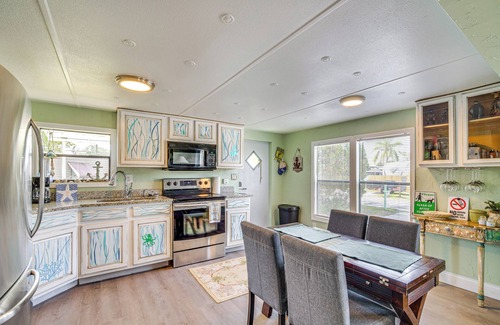 Vista Del Mar House | Pet-Friendly Hudson Home with Dock, Steps to the Beach!