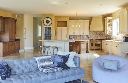 Staatsburg House | Hudson River Retreat: Villa with Breathtaking Views